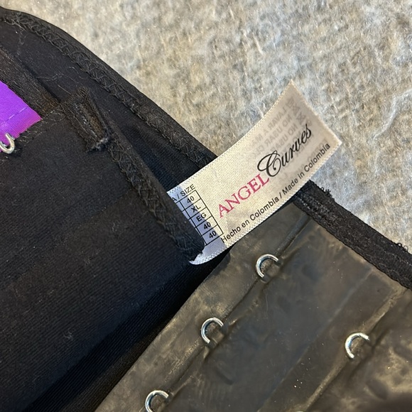 Angel Curves Waist Trainer XL - Picture 2 of 5